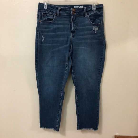 Time & Tru Jeans - Picture 3 of 4